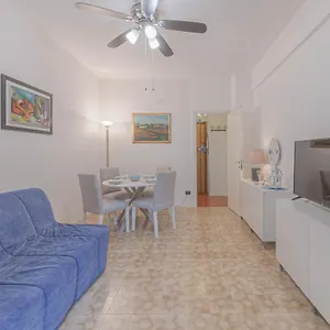 Appartement Comodo E In Ottima Posizione Italie